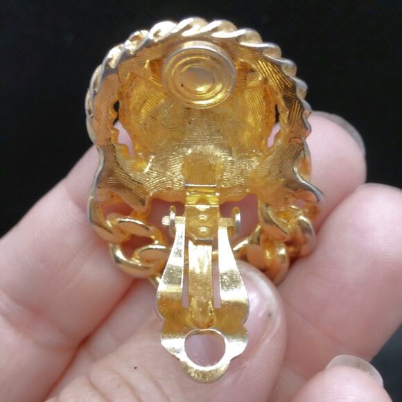 Vintage Lion Head Earrings Door Knocker Clip On Gold Tone Cuban Chain Link Loop - Picture 6 of 10